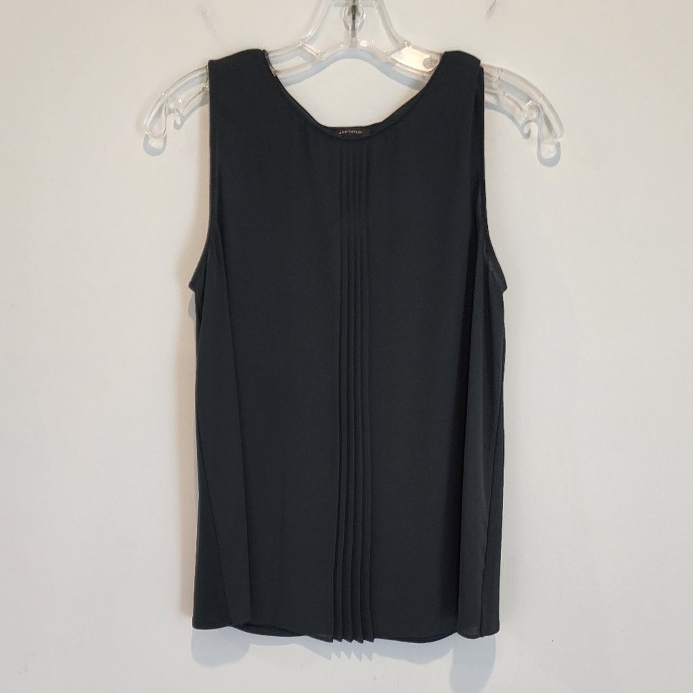 Ann Taylor pleat front sleeveless shell, Size S, NWT